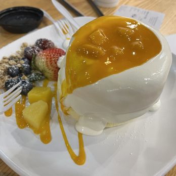 Motto Tea Cafe - Mango Sunshine Souffle Pancake - Bubble Tea Near Me - San Gabriel, California Motto Tea Cafe - Mango Sunshine Souffle Pancake - Bubble Tea Near Me - San Gabriel, California