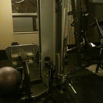 Hotel Arts - fitness center (closet) - Hotels Near Me - Calgary, Alberta
