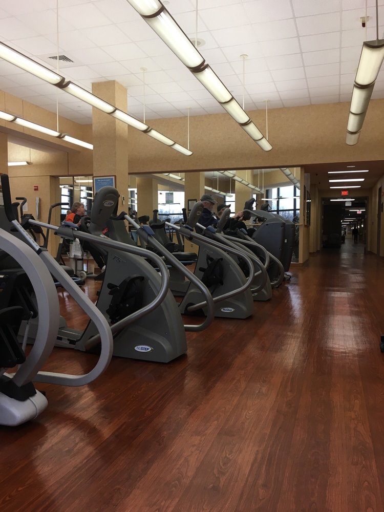 FAIRFIELD MEDICAL CENTER Updated October 2024 16 Reviews 401 N