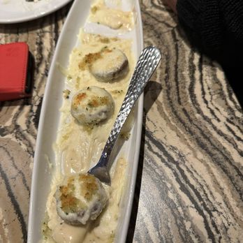 LongHorn Steakhouse - White Cheddar Stuffed Mushrooms - American Near Me - Spanish Fork, Utah LongHorn Steakhouse - White Cheddar Stuffed Mushrooms - American Near Me - Spanish Fork, Utah