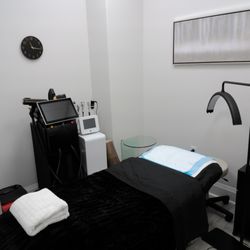 Body Symmetry MD - Aesthetics Room