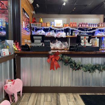 Famous Dave's Bar-B-Que - Take out counter - Barbeque Near Me - Westland, Michigan Famous Dave's Bar-B-Que - Take out counter - Barbeque Near Me - Westland, Michigan