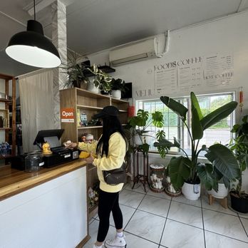 Drip & Sip - Atmosphere - Coffee & Tea Near Me - Tukwila, Washington