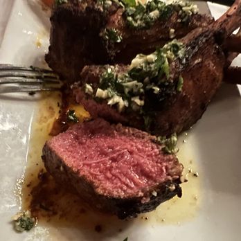 Antoine's Restaurant - Rack of Lamb Algérie - French Near Me - New Orleans, Louisiana
