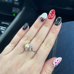 La Nails - Disney trip nails
