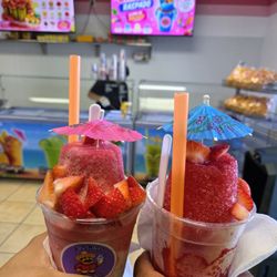 Arevalo’s Bakery - Fresas cremosas(left) and Strawberry (right)