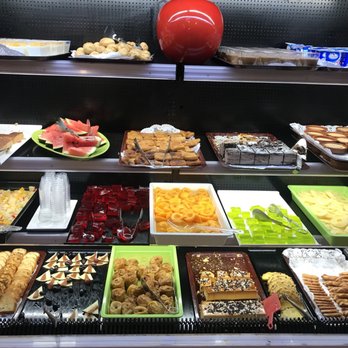 Las Palomas - Unlimited tapas for $14.95..nom. And desert.  Yummy! - Spanish Near Me - Zaragoza, Z