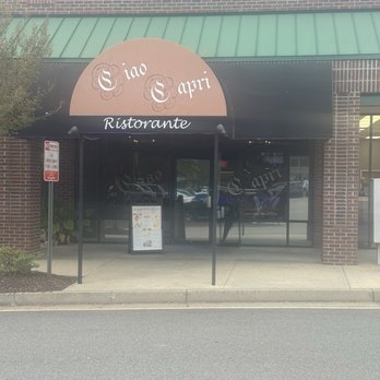 Ciao Capri - Outside - Bars Near Me - Henrico, Virginia
