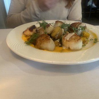 Savory Grille - Sea scallops, butternut squash, fingerling potatoes? Tahini vinaigrette, toasted almonds. - New American Near Me - Macungie, Pennsylvania