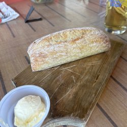 Scottish Heights Golf Club - Eat the bread and butter...sooo good!