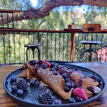 Cafe on 27 - Breakfast & Brunch Near Me - Topanga, California