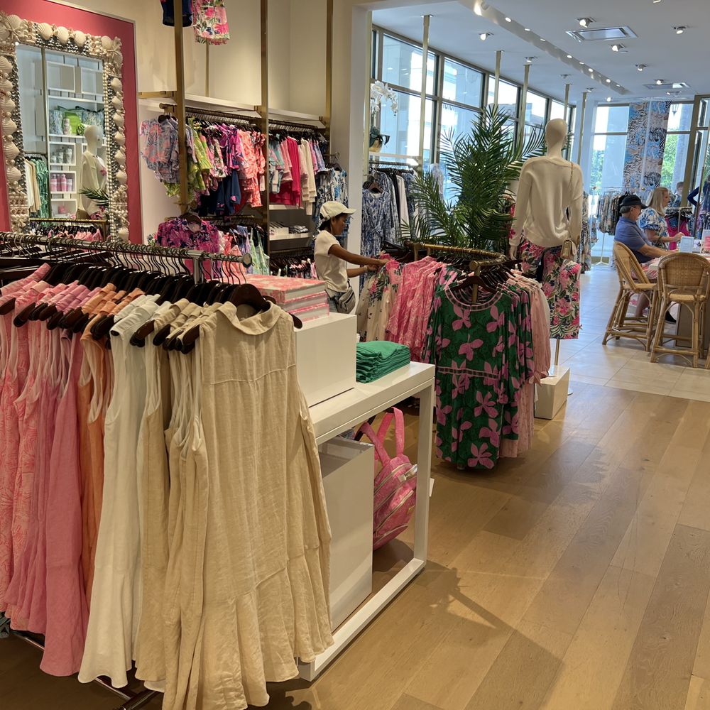 Lilly Pulitzer - Colorful women's clothing in all kinds of styles. - Women's Clothing Near Me - Jacksonville, Florida Lilly Pulitzer - Colorful women's clothing in all kinds of styles. - Women's Clothing Near Me - Jacksonville, Florida