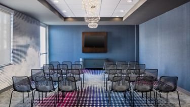 Aloft Phoenix-Airport by null