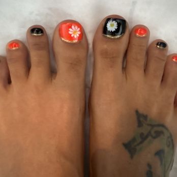 A&V Nails Spa - Mr. Lees artwork. - Nail Salons Near Me - Murrieta, California