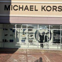 Woodstock Micheal kors