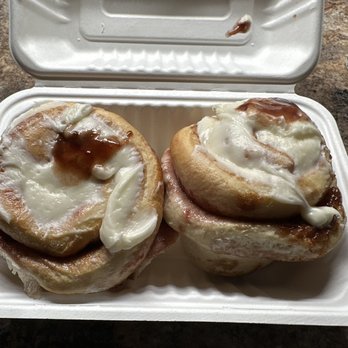 Cinnamon's Bakery - Fruit rolls - Bakeries Near Me - Estes Park, Colorado Cinnamon's Bakery - Fruit rolls - Bakeries Near Me - Estes Park, Colorado