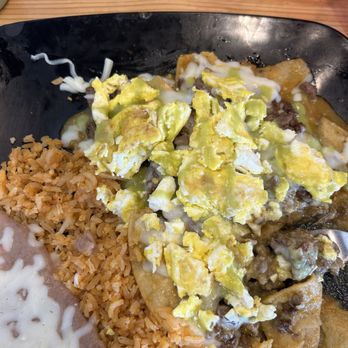 Orale Tacos • Bakery - Chilaquiles con Huevos y Carne - Bakeries Near Me - Memphis, Tennessee Orale Tacos • Bakery - Chilaquiles con Huevos y Carne - Bakeries Near Me - Memphis, Tennessee