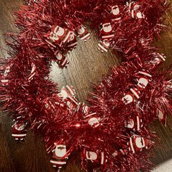 Amazing Savings - Seasonal item (Santa garland)