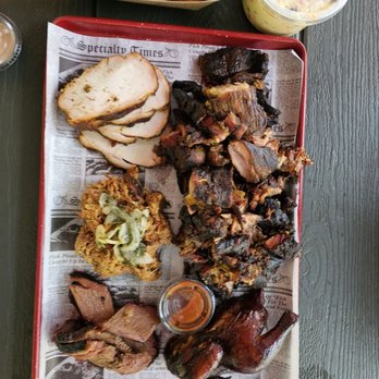 La Manada - The La Manada Tray - Barbeque Near Me - Guayanilla, Puerto Rico
