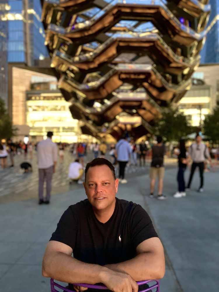 JAMES DIXON DOUGLAS ELLIMAN REAL ESTATE 1675 Market St, Weston