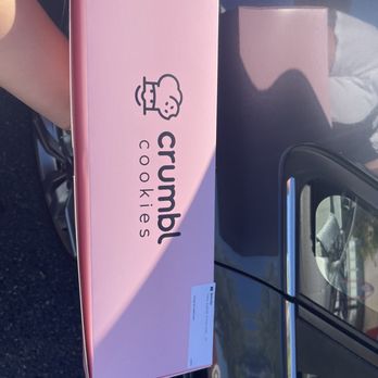 Crumbl - Clackamas - Bakeries Near Me - Clackamas, Oregon