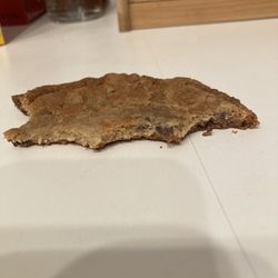 River Street Cafe & Pizzeria - Thin!