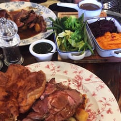 Devonshire Arms Hotel - Pie, lamb and Greens