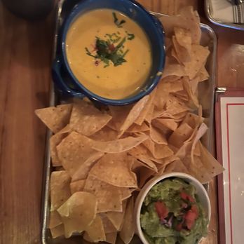 Lonesome Rose - Logan Square - Chile Con Queso and Guacamole - Bars Near Me - Chicago, Illinois Lonesome Rose - Logan Square - Chile Con Queso and Guacamole - Bars Near Me - Chicago, Illinois