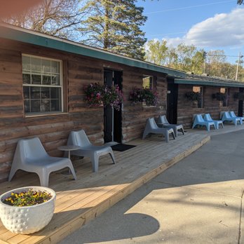 Evans Lake Resort - Resorts Near Me - Tipton, Michigan