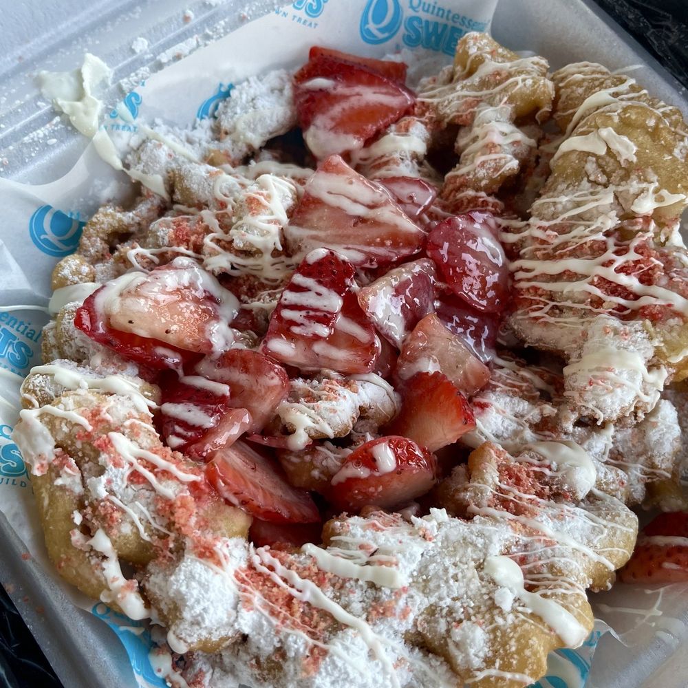 Quintessential Sweets - Strawberry Crumble Funnel Cake - Desserts Near Me - Bartlett, Tennessee Quintessential Sweets - Strawberry Crumble Funnel Cake - Desserts Near Me - Bartlett, Tennessee