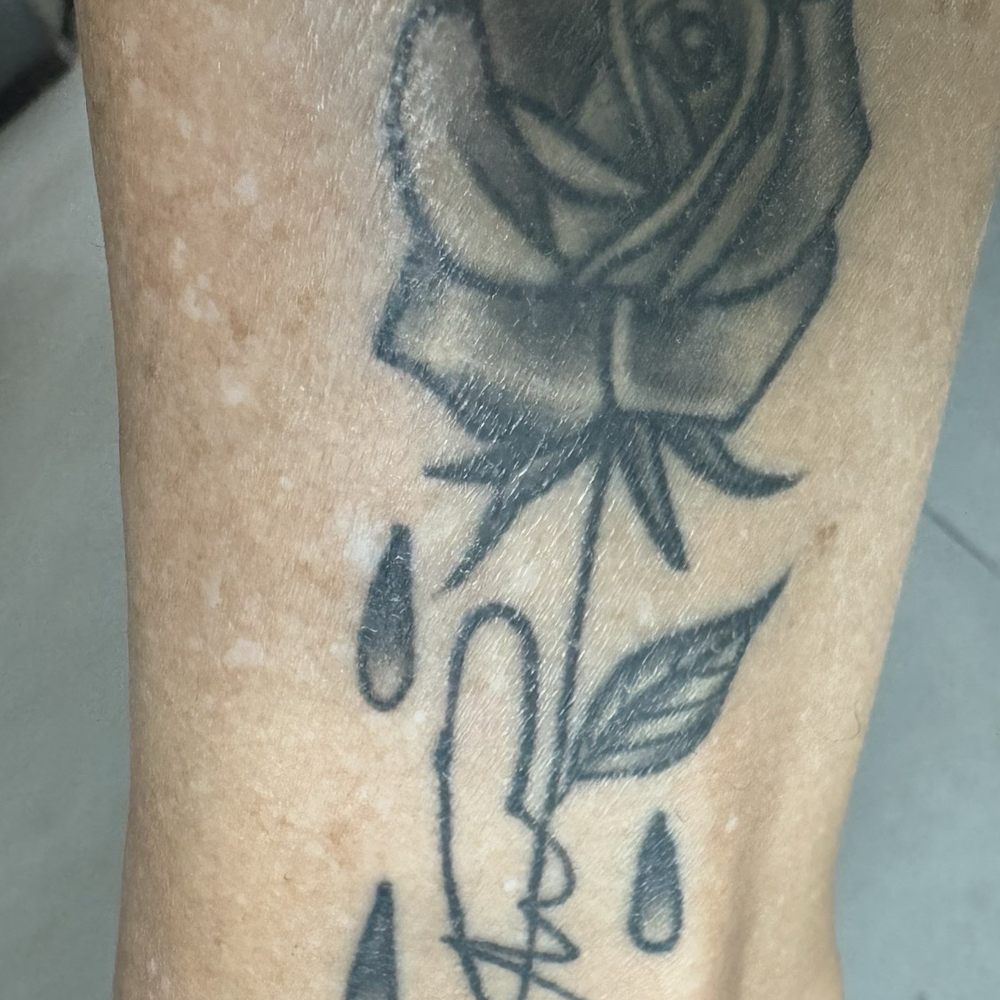 Black Rose - Piercing Near Me - Deerfield Beach, Florida
