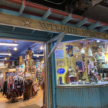 PIER 39 - Shopping Centers Near Me - San Francisco, California