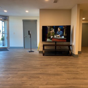 Hi Tech Auto Care Sac - TV for the lobby - Smog Check Stations Near Me - Sacramento, California Hi Tech Auto Care Sac - TV for the lobby - Smog Check Stations Near Me - Sacramento, California