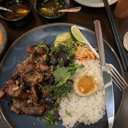 2go-banh Mi Burrito Roast Pork Shoulder 2go-banh Mi Burrito Roast Pork Shoulder