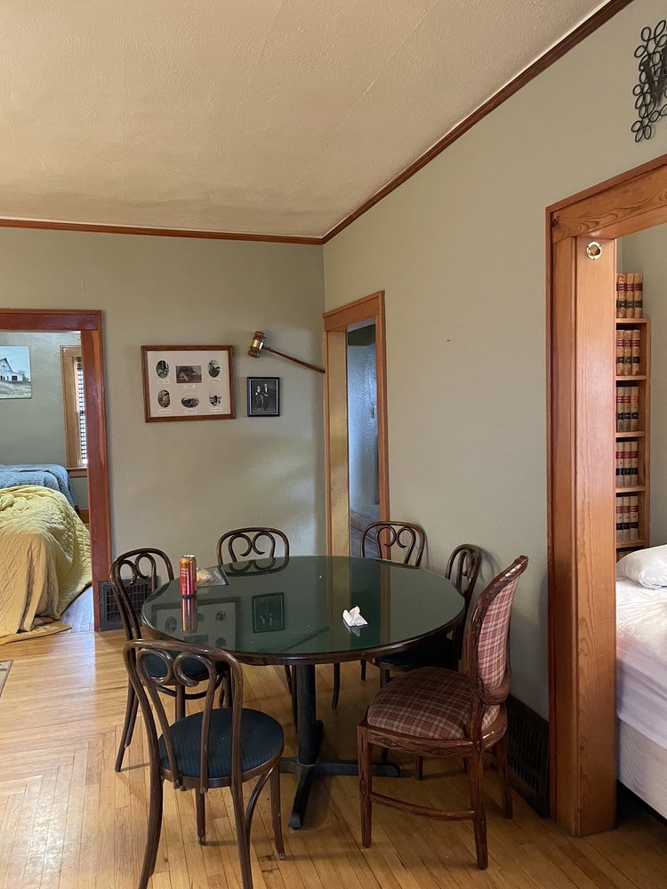 BROADUS MOTELS Updated September 2024 40 Photos & 21 Reviews 101