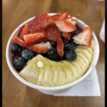 Get Fresh Cafe - build your own acai bowl - Cafes Near Me - Iowa City, Iowa