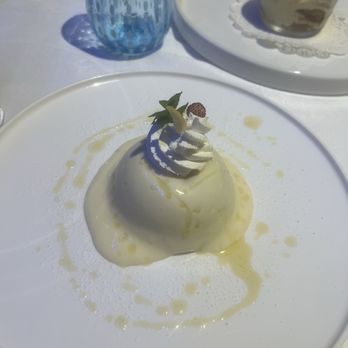 Terramia - "Typical Lemon Cake" - Pizza Near Me - Vico Equense, NA Terramia - "Typical Lemon Cake" - Pizza Near Me - Vico Equense, NA