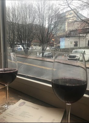 5 Walnut Wine Bar by null