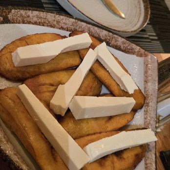 Moreno - Maduro con Queso - Seafood Near Me - Union City, New Jersey