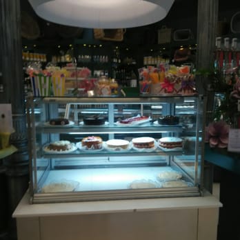 Embassy - La tienda Gourmet - Bakeries Near Me - Madrid, M