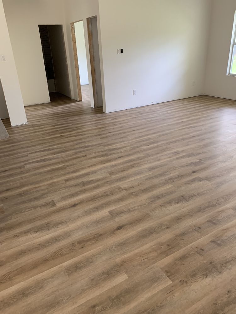 Slide of Maestros Home Services