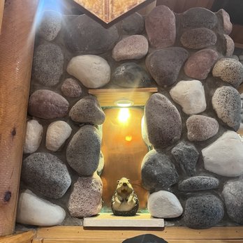Log Cabin Family Restaurant - Breakfast & Brunch Near Me - Baraboo, Wisconsin Log Cabin Family Restaurant - Breakfast & Brunch Near Me - Baraboo, Wisconsin