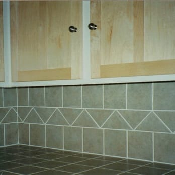 Skip Anderson Remodel & Restoration - Subtle acccents in tile - General Contractors Near Me - Manchaca, Texas Skip Anderson Remodel & Restoration - Subtle acccents in tile - General Contractors Near Me - Manchaca, Texas