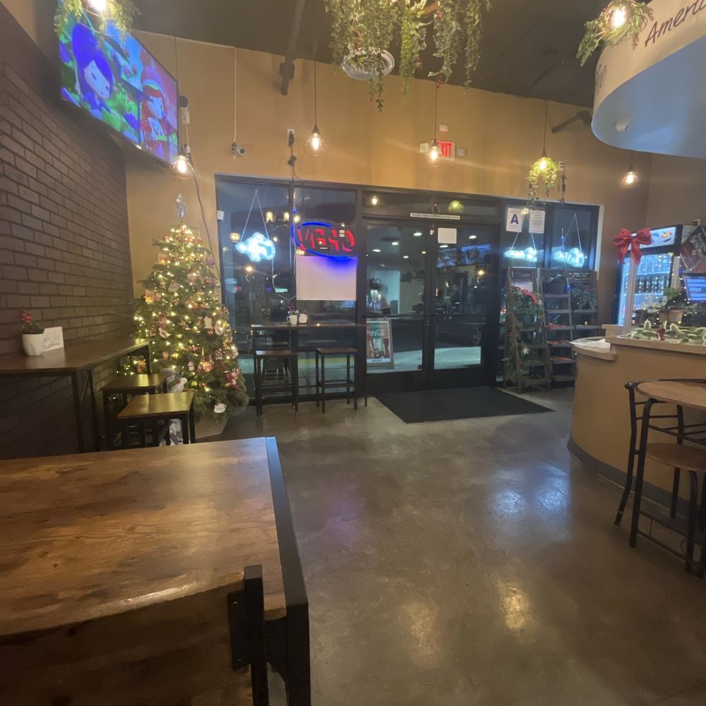 Con Sabor A Sinaloa - Tree seating table - Desserts Near Me - Riverside, California Con Sabor A Sinaloa - Tree seating table - Desserts Near Me - Riverside, California