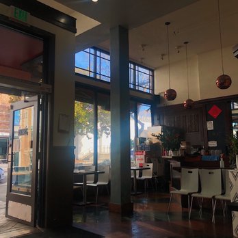 Yin Ji Chang Fen - Berkeley - Inside - Cantonese Near Me - Berkeley, California Yin Ji Chang Fen - Berkeley - Inside - Cantonese Near Me - Berkeley, California