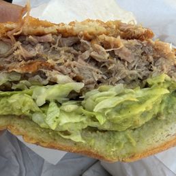 Carnitas torta con todo Carnitas torta con todo