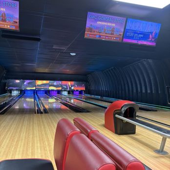 10 Pin Grill - Not too crowded - Burgers Near Me - Volcano, Hawaii 10 Pin Grill - Not too crowded - Burgers Near Me - Volcano, Hawaii