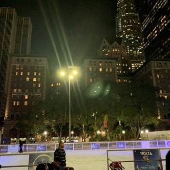 Holiday Ice Rink - Skating Rinks Near Me - Los Angeles, California Holiday Ice Rink - Skating Rinks Near Me - Los Angeles, California
