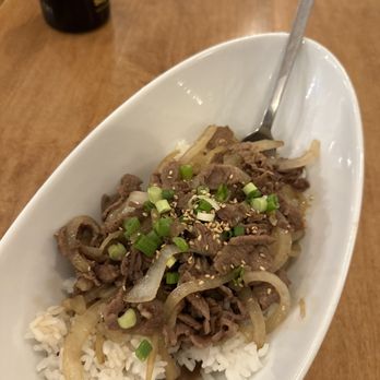 Oishii - Beef don - Sushi Bars Near Me - Houston, Texas