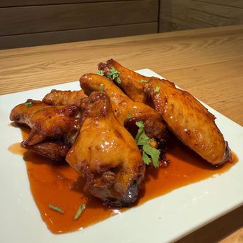 Caliente Restaurant - Sweet and Spicy Wings - Peruvian Near Me - Towson, Maryland